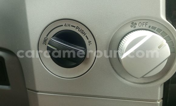 Acheter Import Voiture Toyota Tundra Gris à Douala, Littoral Cameroon Acheter Import Voiture Toyota Tundra Gris à Douala, Littoral Cameroon