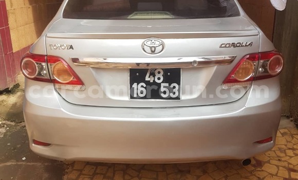 Sayi Na hannu Toyota RAV4 Azurfa Mota in Yaounde a Babban Kamaru Sayi Na hannu Toyota RAV4 Azurfa Mota in Yaounde a Babban Kamaru