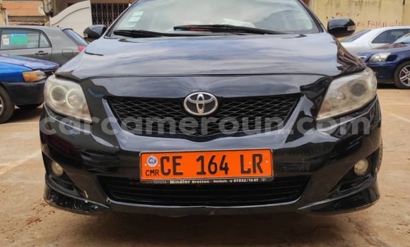 Sayi Na hannu Toyota Corolla Black Mota in Yaounde a Babban Kamaru Sayi Na hannu Toyota Corolla Black Mota in Yaounde a Babban Kamaru