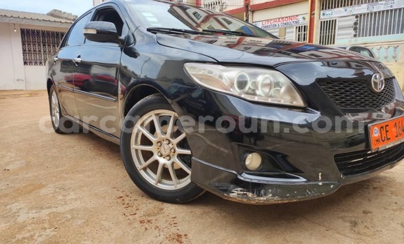 Sayi Na hannu Toyota Corolla Black Mota in Yaounde a Babban Kamaru Sayi Na hannu Toyota Corolla Black Mota in Yaounde a Babban Kamaru