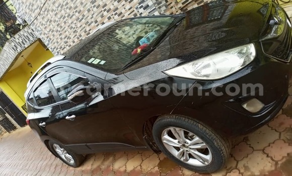 Acheter Occasion Voiture Hyundai ix35 Noir à Yaoundé, Central Cameroon Acheter Occasion Voiture Hyundai ix35 Noir à Yaoundé, Central Cameroon