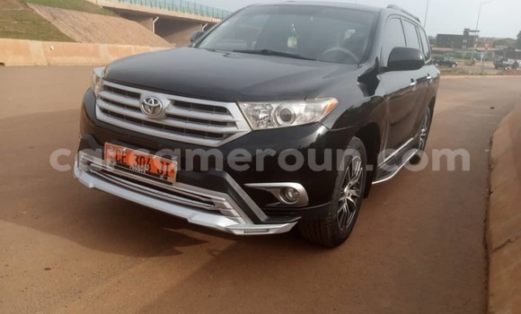 Sayi Na hannu Toyota Highlander Black Mota in Yaounde a Babban Kamaru