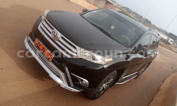 Acheter Occasion Voiture Toyota Highlander Noir à Yaoundé, Central Cameroon Acheter Occasion Voiture Toyota Highlander Noir à Yaoundé, Central Cameroon