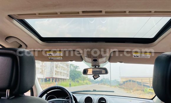 Acheter Occasion Voiture Mercedes‒Benz GLK-klasse Noir à Yaoundé, Central Cameroon Acheter Occasion Voiture Mercedes‒Benz GLK-klasse Noir à Yaoundé, Central Cameroon