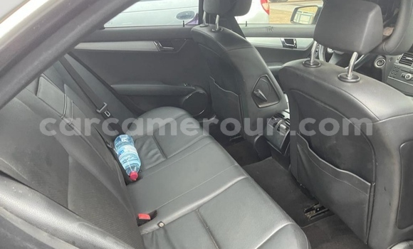 Acheter Occasion Voiture Mercedes‒Benz C-klasse Noir à Yaoundé, Central Cameroon Acheter Occasion Voiture Mercedes‒Benz C-klasse Noir à Yaoundé, Central Cameroon