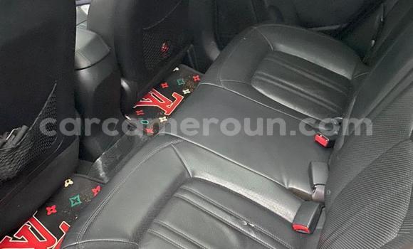 Acheter Occasion Voiture Kia Sportage Bleu à Yaoundé, Central Cameroon Acheter Occasion Voiture Kia Sportage Bleu à Yaoundé, Central Cameroon