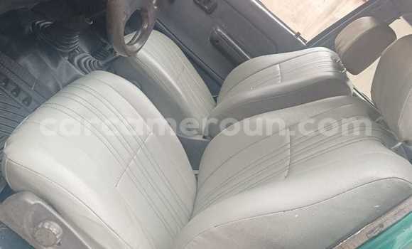 Sayi Na hannu Toyota Hilux Green Mota in Yaounde a Babban Kamaru Sayi Na hannu Toyota Hilux Green Mota in Yaounde a Babban Kamaru