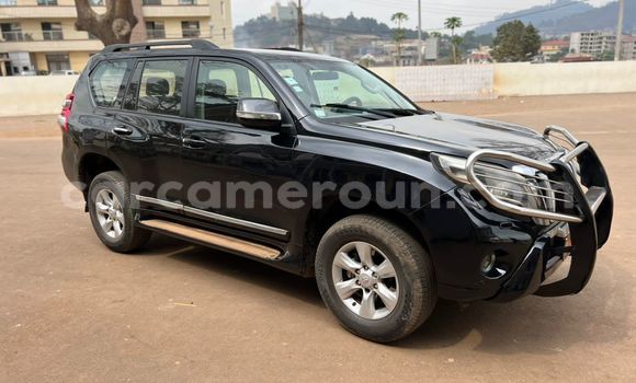 Sayi Na hannu Toyota Land Cruiser Prado Black Mota in Yaounde a Babban Kamaru