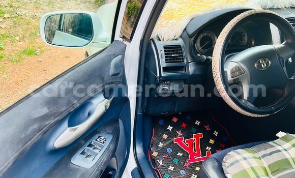 Acheter Occasion Voiture Toyota Blade Blanc à Yaoundé, Central Cameroon Acheter Occasion Voiture Toyota Blade Blanc à Yaoundé, Central Cameroon