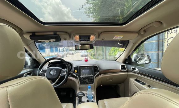 Buy Used Jeep Grand Cherokee White Car in Douala in Littoral Cameroon Buy Used Jeep Grand Cherokee White Car in Douala in Littoral Cameroon
