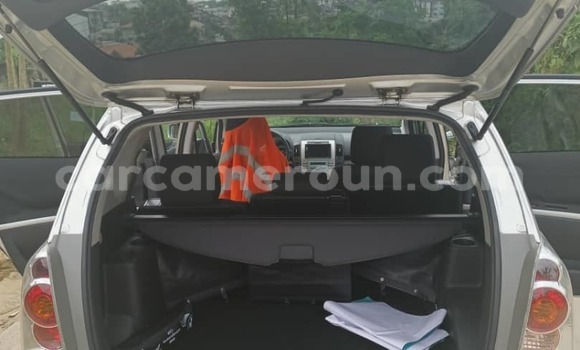 Acheter Occasion Voiture Toyota Corolla Verso Gris à Douala, Littoral Cameroon Acheter Occasion Voiture Toyota Corolla Verso Gris à Douala, Littoral Cameroon