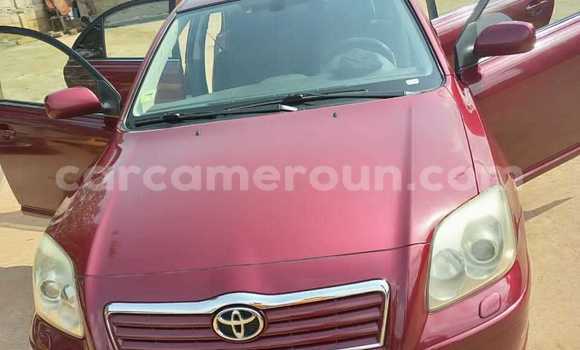 Sayi Imported Toyota Avensis Red Mota in Yaounde a Babban Kamaru Sayi Imported Toyota Avensis Red Mota in Yaounde a Babban Kamaru