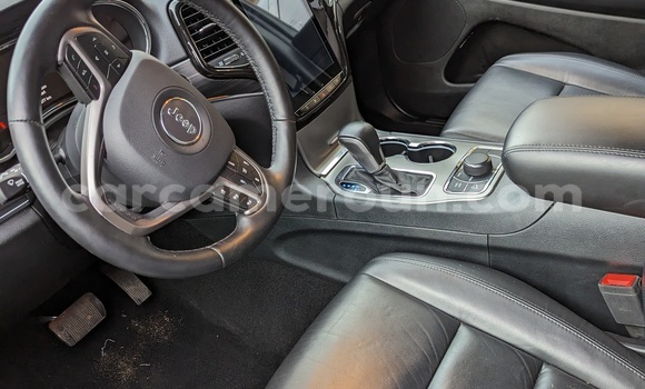 Acheter Import Voiture Jeep Grand Cherokee Noir à Douala, Littoral Cameroon Acheter Import Voiture Jeep Grand Cherokee Noir à Douala, Littoral Cameroon