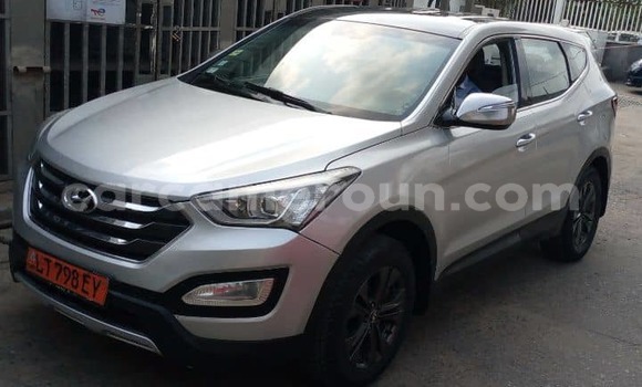 Acheter Occasion Voiture Hyundai Santa Fe Gris à Douala, Littoral Cameroon Acheter Occasion Voiture Hyundai Santa Fe Gris à Douala, Littoral Cameroon