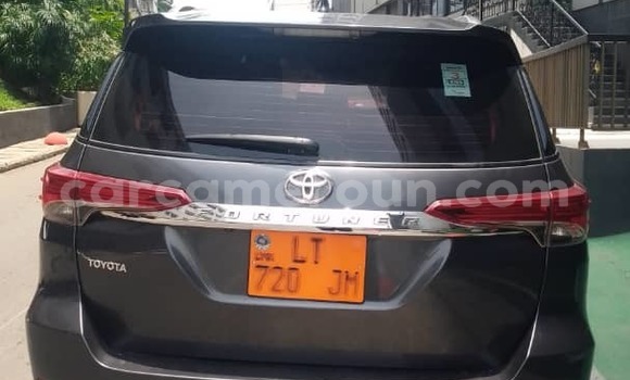 Buy Used Toyota Fortuner Silver Car in Douala in Littoral Cameroon Buy Used Toyota Fortuner Silver Car in Douala in Littoral Cameroon
