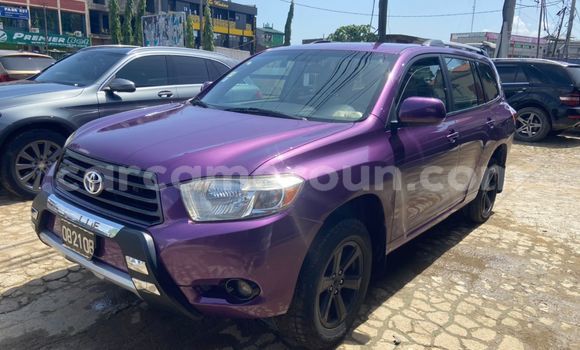 Sayi Na hannu Toyota Highlander Sauran Mota in Douala a Ƙasar Kamaru