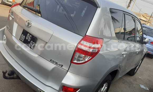 Acheter Occasion Voiture Toyota RAV4 Gris à Douala, Littoral Cameroon Acheter Occasion Voiture Toyota RAV4 Gris à Douala, Littoral Cameroon