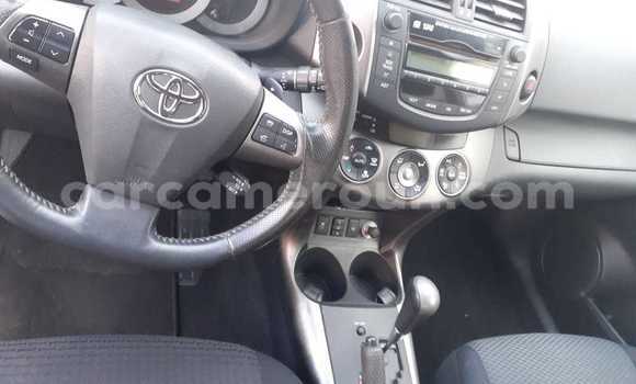 Acheter Occasion Voiture Toyota RAV4 Gris à Douala, Littoral Cameroon Acheter Occasion Voiture Toyota RAV4 Gris à Douala, Littoral Cameroon