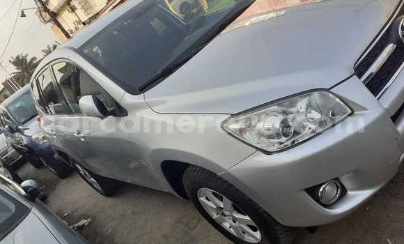 Acheter Occasion Voiture Toyota RAV4 Gris à Douala, Littoral Cameroon Acheter Occasion Voiture Toyota RAV4 Gris à Douala, Littoral Cameroon