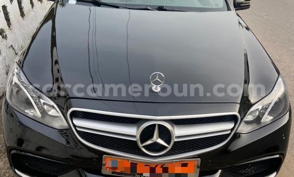 Sayi Na hannu Mercedes‒Benz E–Class Black Mota in Douala a Ƙasar Kamaru Sayi Na hannu Mercedes‒Benz E–Class Black Mota in Douala a Ƙasar Kamaru