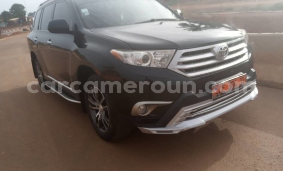 Acheter Occasion Voiture Toyota Highlander Noir à Yaoundé, Central Cameroon Acheter Occasion Voiture Toyota Highlander Noir à Yaoundé, Central Cameroon