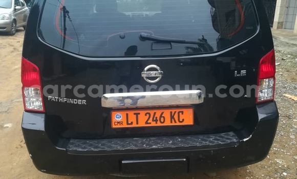 Acheter Occasion Voiture Nissan Pathfinder Noir à Douala, Littoral Cameroon Acheter Occasion Voiture Nissan Pathfinder Noir à Douala, Littoral Cameroon