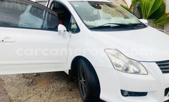 Acheter Occasion Voiture Toyota Blade Blanc à Douala, Littoral Cameroon Acheter Occasion Voiture Toyota Blade Blanc à Douala, Littoral Cameroon