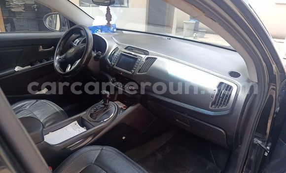 Sayi Na hannu Kia Sportage Black Mota in Douala a Ƙasar Kamaru Sayi Na hannu Kia Sportage Black Mota in Douala a Ƙasar Kamaru