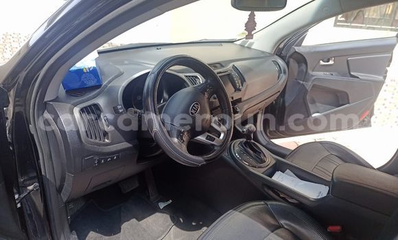 Sayi Na hannu Kia Sportage Black Mota in Douala a Ƙasar Kamaru Sayi Na hannu Kia Sportage Black Mota in Douala a Ƙasar Kamaru