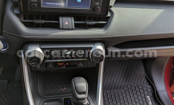 Acheter Import Voiture Toyota RAV4 Rouge à Douala, Littoral Cameroon Acheter Import Voiture Toyota RAV4 Rouge à Douala, Littoral Cameroon