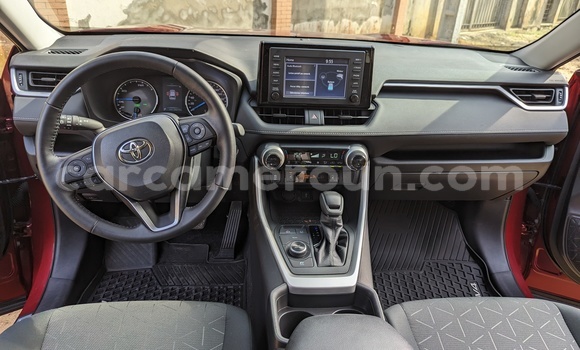 Acheter Import Voiture Toyota RAV4 Rouge à Douala, Littoral Cameroon Acheter Import Voiture Toyota RAV4 Rouge à Douala, Littoral Cameroon