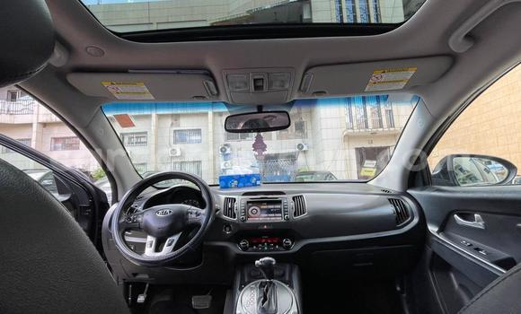 Sayi Na hannu Kia Sportage Black Mota in Douala a Ƙasar Kamaru Sayi Na hannu Kia Sportage Black Mota in Douala a Ƙasar Kamaru