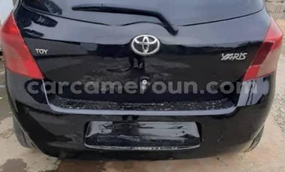 Sayi Na hannu Toyota Yaris Black Mota in Douala a Ƙasar Kamaru Sayi Na hannu Toyota Yaris Black Mota in Douala a Ƙasar Kamaru