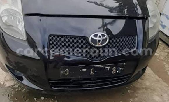 Sayi Na hannu Toyota Yaris Black Mota in Douala a Ƙasar Kamaru Sayi Na hannu Toyota Yaris Black Mota in Douala a Ƙasar Kamaru