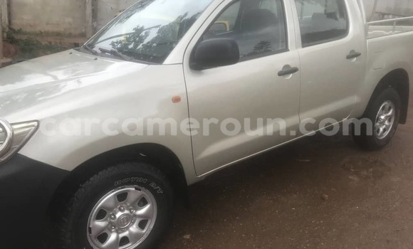 Buy Used Toyota Hilux White Car in Yaounde in Central Cameroon Buy Used Toyota Hilux White Car in Yaounde in Central Cameroon