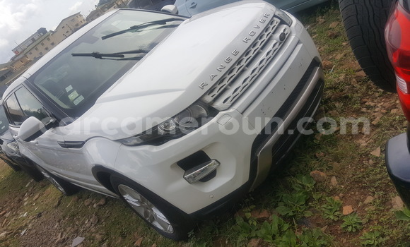 Sayi Na hannu Range Rover Evoque White Mota in Yaounde a Babban Kamaru