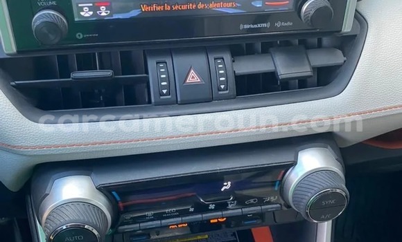 Acheter Neuf Voiture Toyota RAV4 Noir à Yaoundé, Central Cameroon Acheter Neuf Voiture Toyota RAV4 Noir à Yaoundé, Central Cameroon