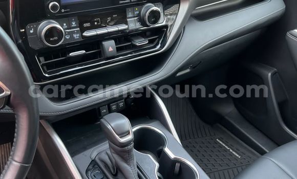 Sayi Sabo Toyota Highlander Red Mota in Yaounde a Babban Kamaru Sayi Sabo Toyota Highlander Red Mota in Yaounde a Babban Kamaru