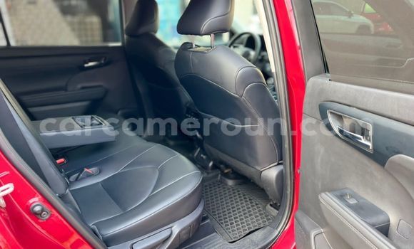 Sayi Sabo Toyota Highlander Red Mota in Yaounde a Babban Kamaru Sayi Sabo Toyota Highlander Red Mota in Yaounde a Babban Kamaru