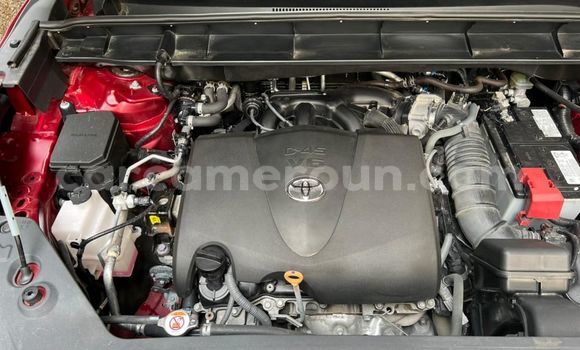 Sayi Sabo Toyota Highlander Red Mota in Yaounde a Babban Kamaru Sayi Sabo Toyota Highlander Red Mota in Yaounde a Babban Kamaru