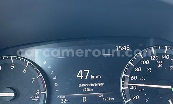 Sayi Sabo Toyota Highlander Red Mota in Yaounde a Babban Kamaru Sayi Sabo Toyota Highlander Red Mota in Yaounde a Babban Kamaru