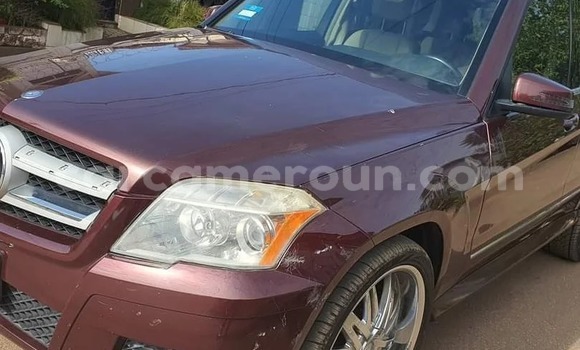 Sayi Na hannu Mercedes‒Benz CLK–Class Brown Mota in Yaounde a Babban Kamaru Sayi Na hannu Mercedes‒Benz CLK–Class Brown Mota in Yaounde a Babban Kamaru