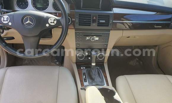 Sayi Na hannu Mercedes‒Benz CLK–Class Brown Mota in Yaounde a Babban Kamaru Sayi Na hannu Mercedes‒Benz CLK–Class Brown Mota in Yaounde a Babban Kamaru