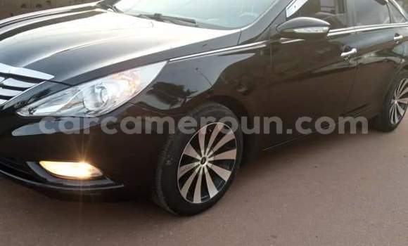 Buy Used Hyundai Sonata Black Car in Yaounde in Central Cameroon Buy Used Hyundai Sonata Black Car in Yaounde in Central Cameroon