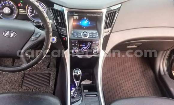 Buy Used Hyundai Sonata Black Car in Yaounde in Central Cameroon Buy Used Hyundai Sonata Black Car in Yaounde in Central Cameroon