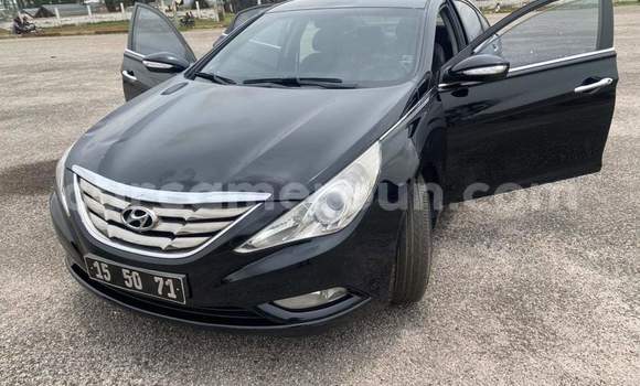 Sayi Na hannu Hyundai Sonata Black Mota in Yaounde a Babban Kamaru Sayi Na hannu Hyundai Sonata Black Mota in Yaounde a Babban Kamaru