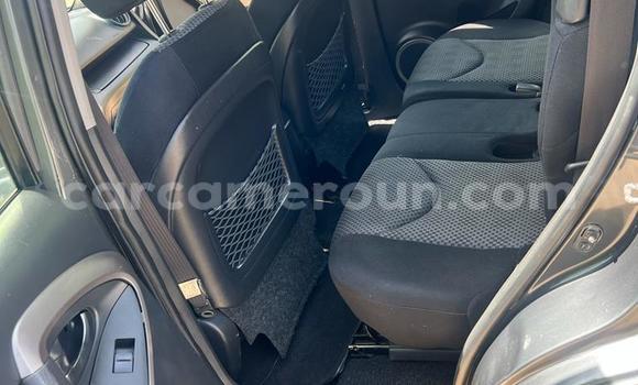 Acheter Occasion Voiture Toyota RAV4 Gris à Yaoundé, Central Cameroon Acheter Occasion Voiture Toyota RAV4 Gris à Yaoundé, Central Cameroon