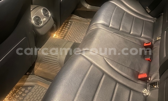 Sayi Na hannu Mercedes‒Benz C–Class Black Mota in Yaounde a Babban Kamaru Sayi Na hannu Mercedes‒Benz C–Class Black Mota in Yaounde a Babban Kamaru