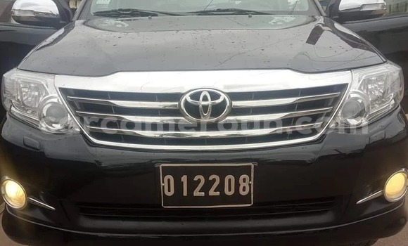 Acheter Occasion Voiture Toyota Fortuner Noir à Yaoundé, Central Cameroon