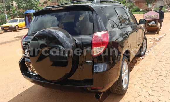 Acheter Occasion Voiture Toyota RAV4 Noir à Yaoundé, Central Cameroon Acheter Occasion Voiture Toyota RAV4 Noir à Yaoundé, Central Cameroon